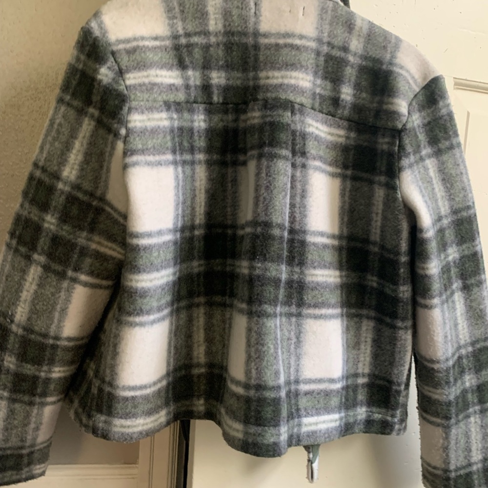 Jacket - Picture 3 of 5